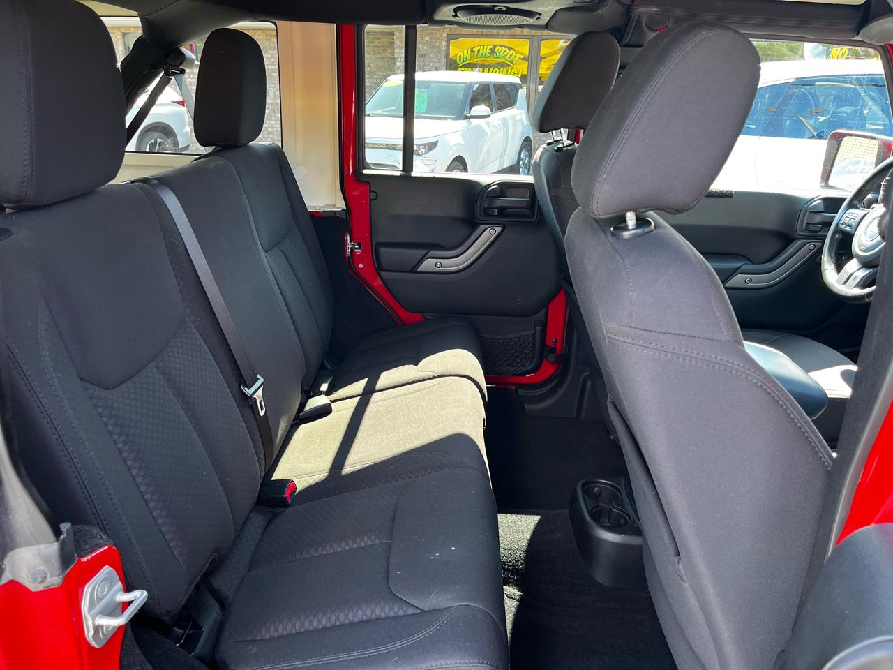 Jeep Wrangler Unlimited 4WD 4dr Sport 2014