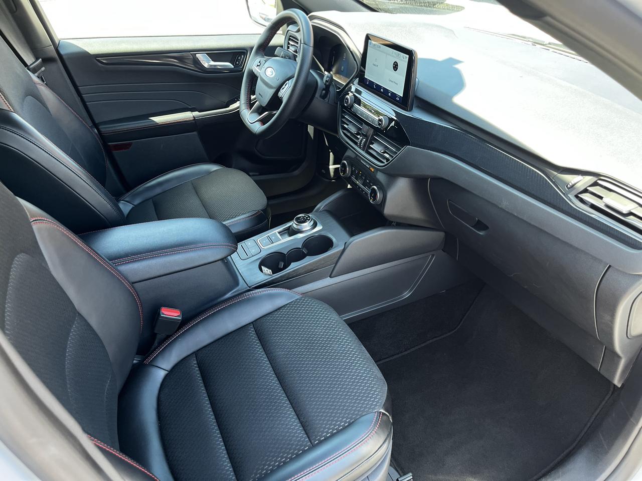 Ford Escape ST-Line Select AWD 2025