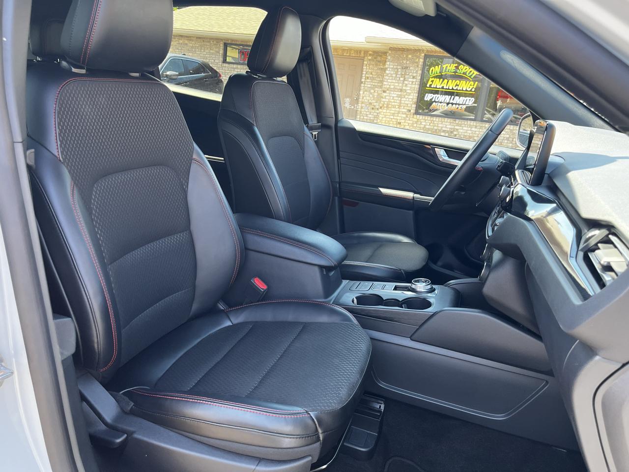 Ford Escape ST-Line Select AWD 2025