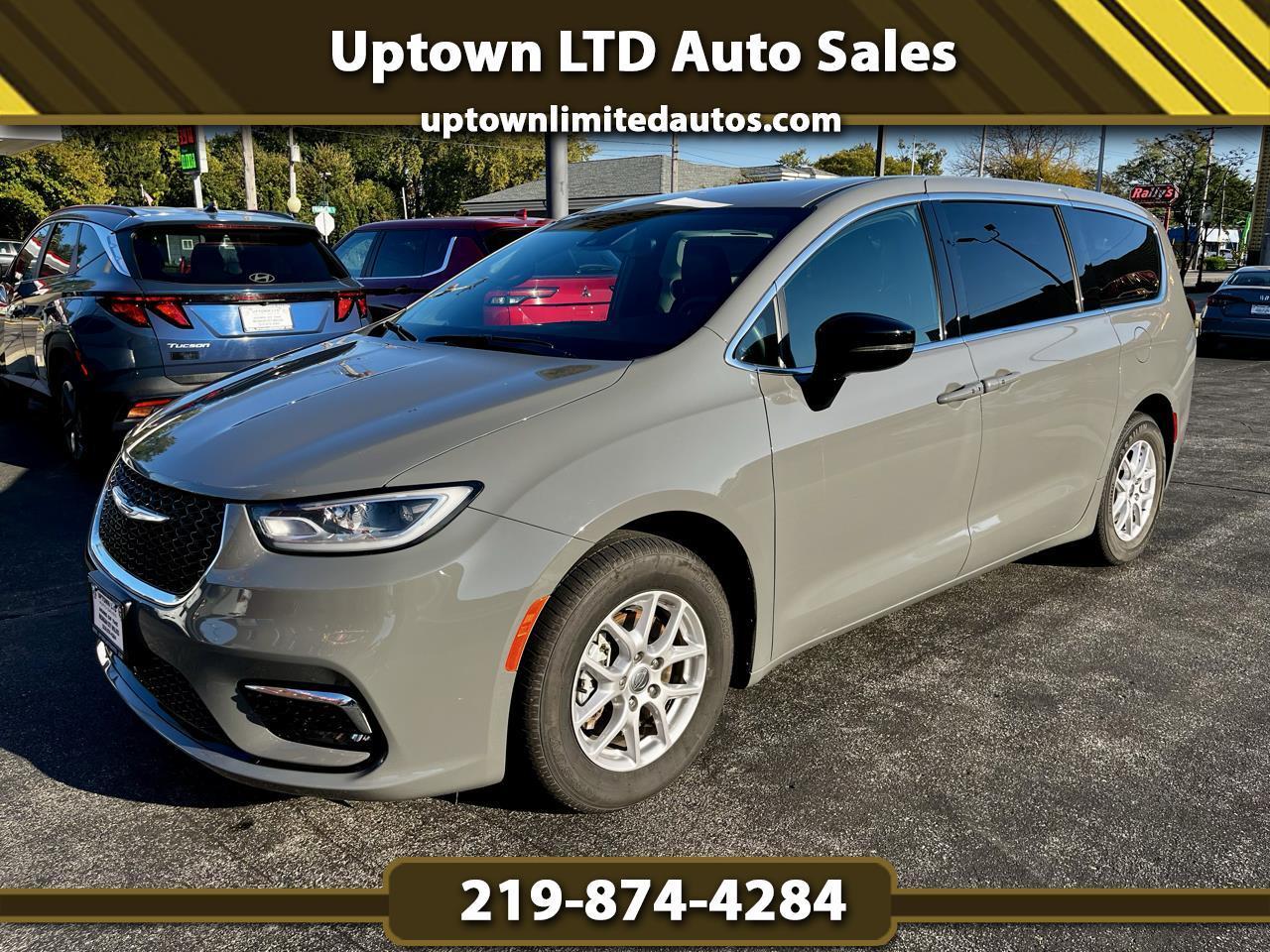 2025 Chrysler Pacifica Select FWD