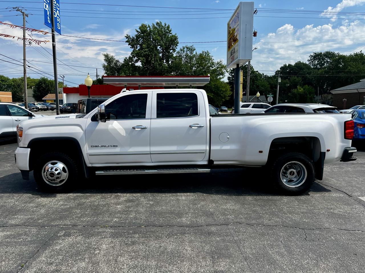 GMC Sierra 3500HD 4WD Crew Cab 167.7" Denali 2018