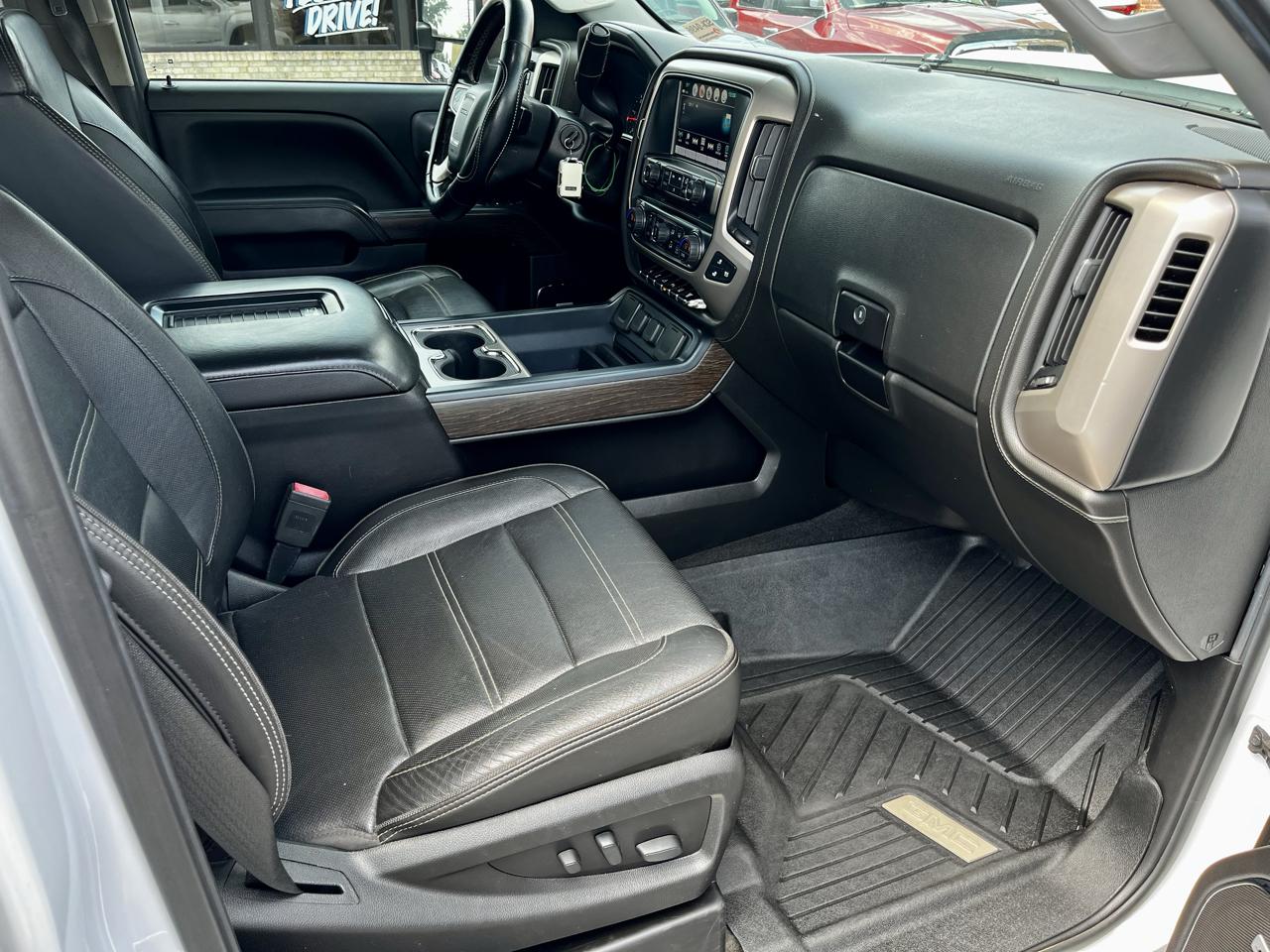 GMC Sierra 3500HD 4WD Crew Cab 167.7" Denali 2018