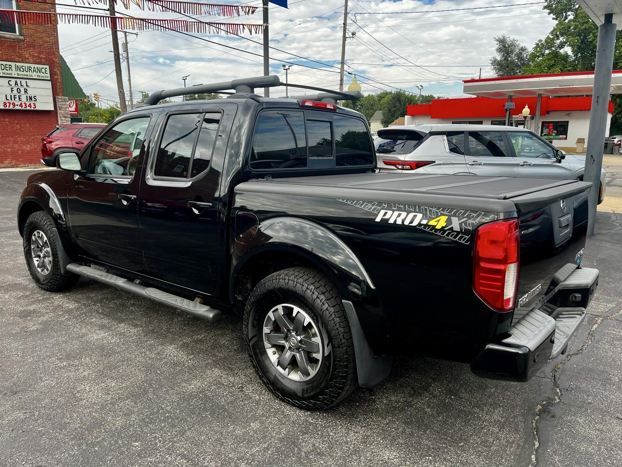 Nissan Frontier Crew Cab 4x4 PRO-4X Auto 2017