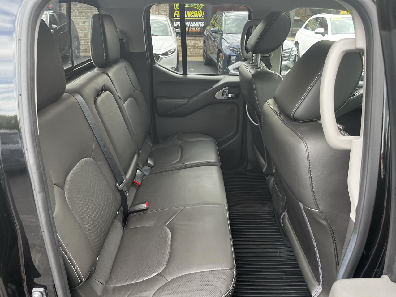 Nissan Frontier Crew Cab 4x4 PRO-4X Auto 2017