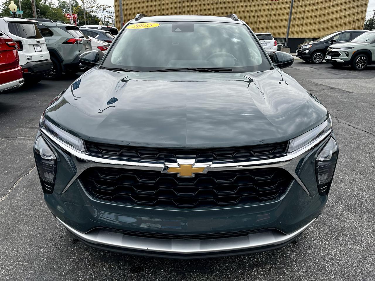 Chevrolet Trax FWD 4dr LT 2025