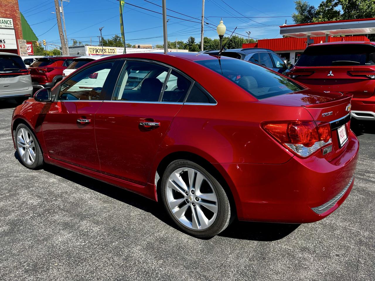 Chevrolet Cruze 4dr Sdn LTZ 2011
