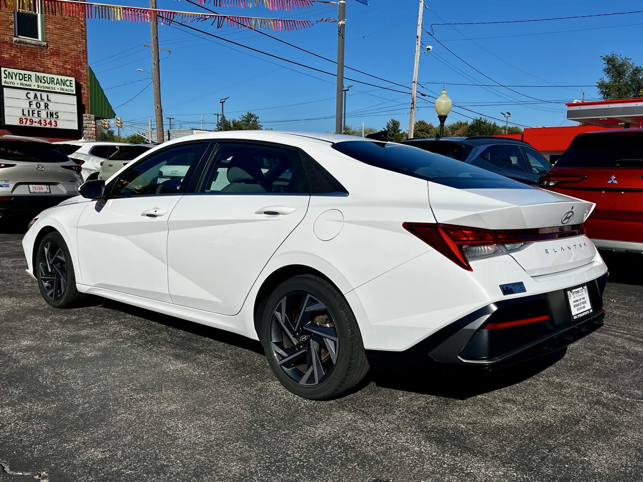 Hyundai Elantra SEL Convenience IVT 2025
