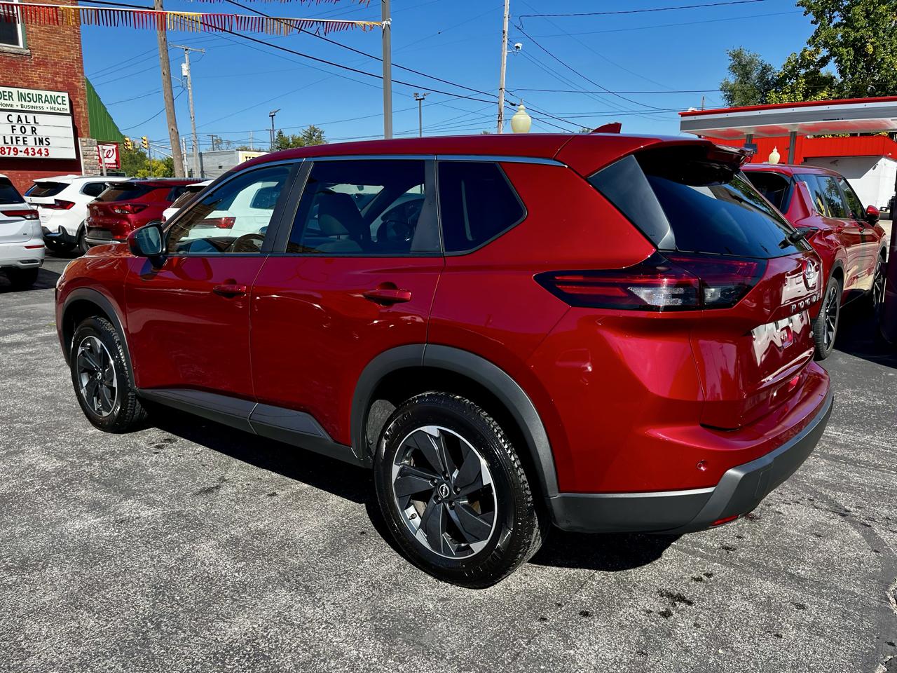 Nissan Rogue AWD SV 2025