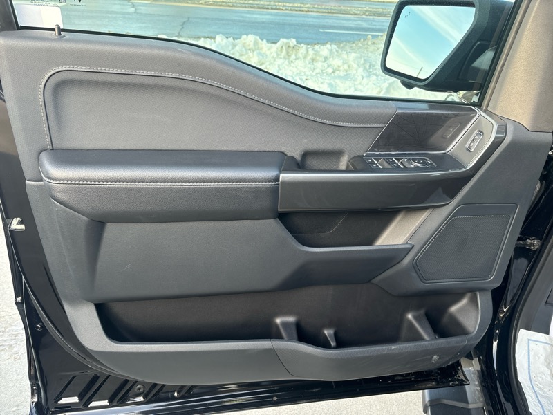 Ford F-150 4WD SuperCrew 145" XLT 2023