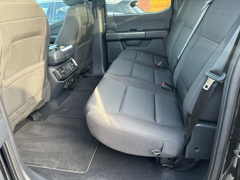 Ford F-150 4WD SuperCrew 145" XLT 2023