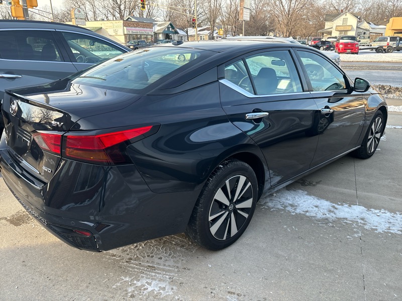 Nissan Altima 2.5 SV AWD 2021