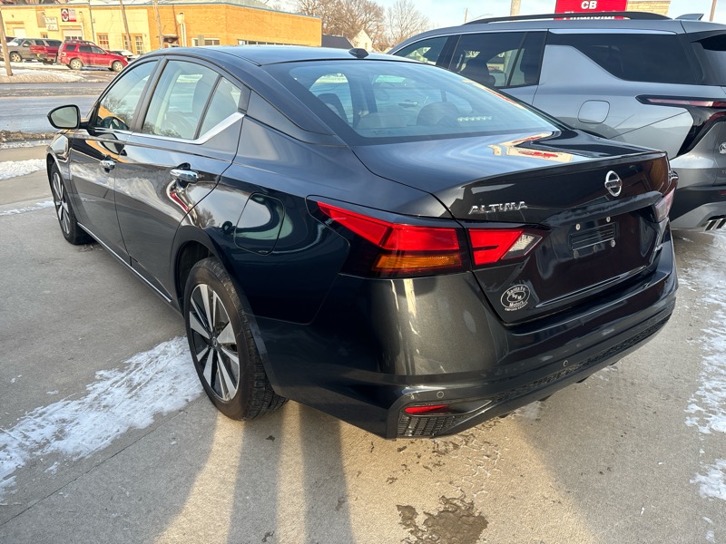 Nissan Altima 2.5 SV AWD 2021