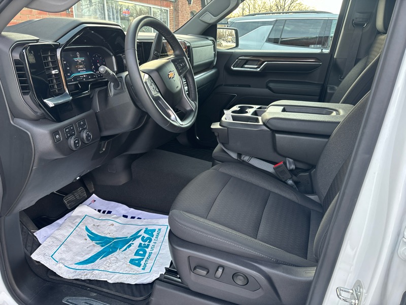 Chevrolet Silverado 1500 Crew Cab 143.5" WB 4WD Z71 2024