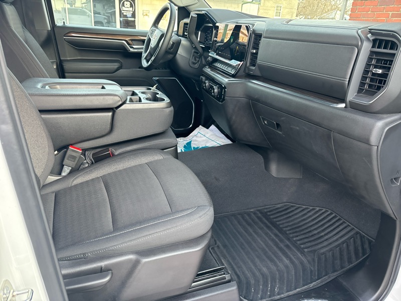 Chevrolet Silverado 1500 Crew Cab 143.5" WB 4WD Z71 2024