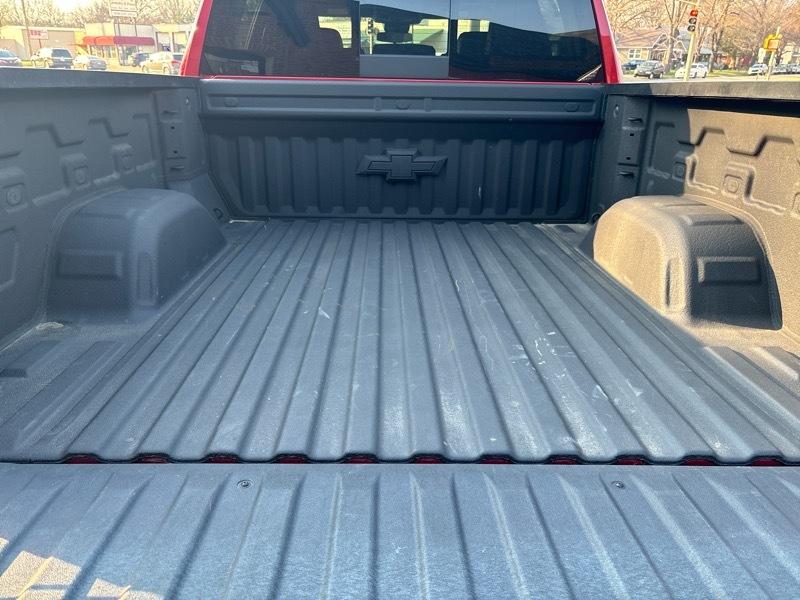 Chevrolet Silverado 1500 4WD Crew Cab 147" LT Trail Boss 2023