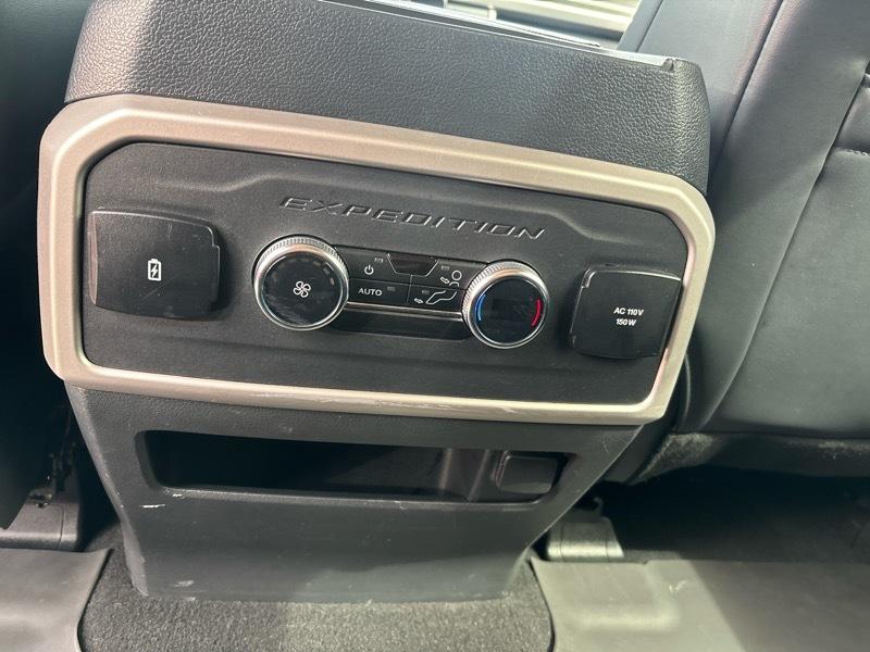 Ford Expedition MAX XLT 4WD 2024