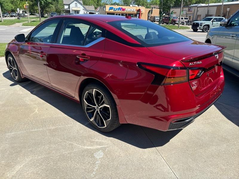 Nissan Altima 2.5 SR AWD 2024