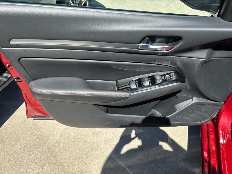 Nissan Altima 2.5 SR AWD 2024