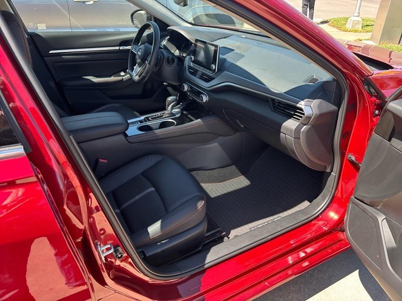 Nissan Altima 2.5 SR AWD 2024