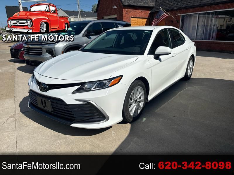 Toyota Camry LE 2023
