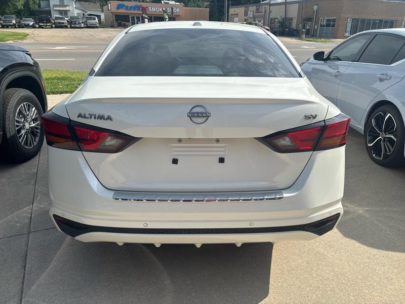 Nissan Altima 2.5 SV 2023