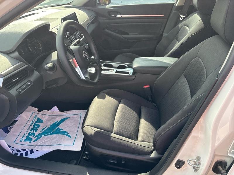 Nissan Altima 2.5 SV 2023