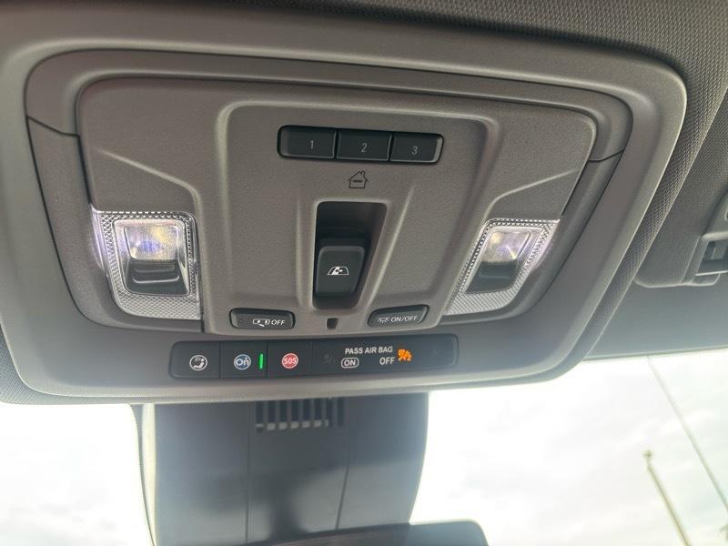 Chevrolet Silverado 1500 4WD Crew Cab 147" RST 2024