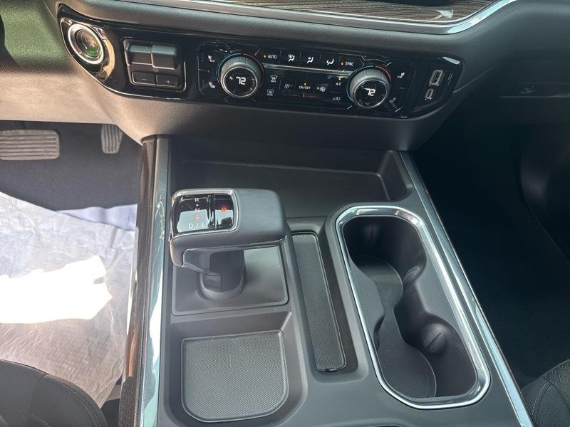 Chevrolet Silverado 1500 4WD Crew Cab 147" RST 2024