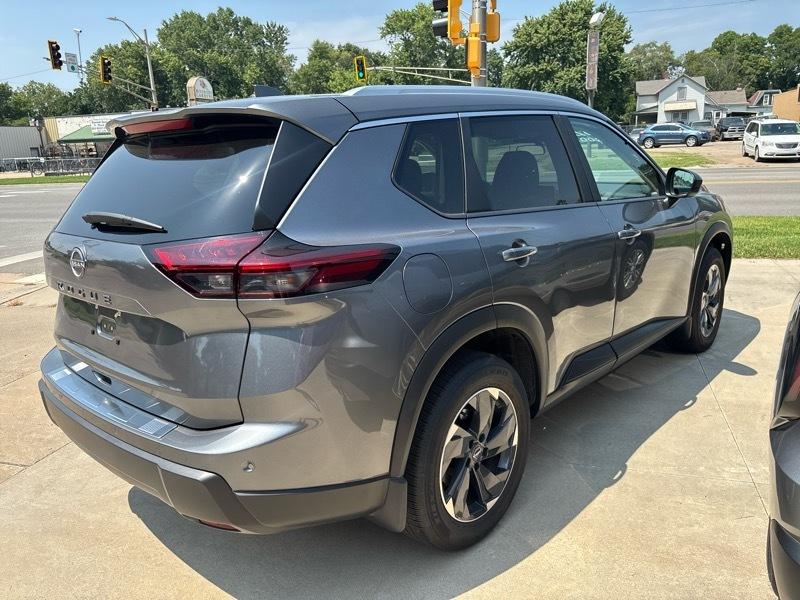 Nissan Rogue SV 2025