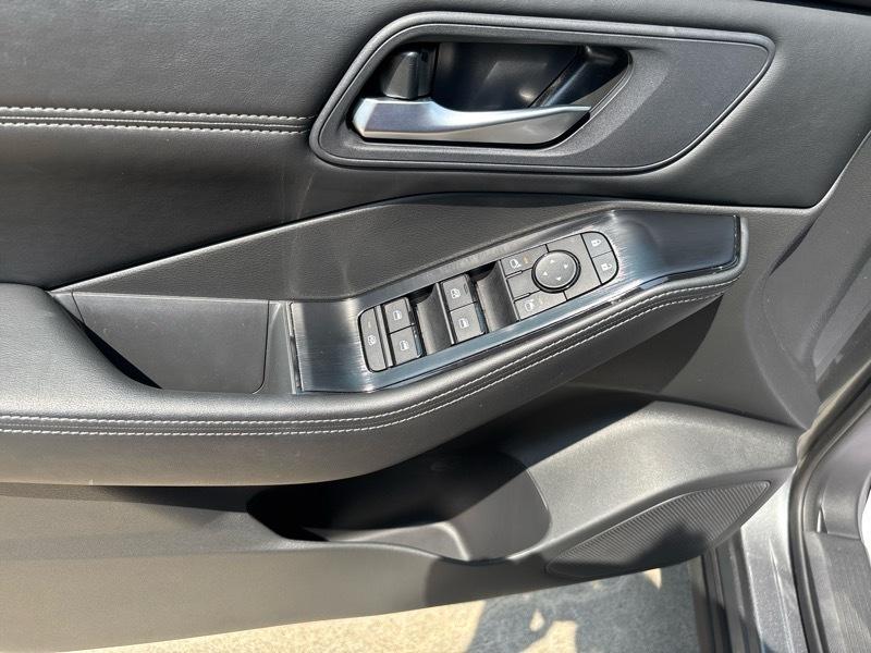 Nissan Rogue SV 2025
