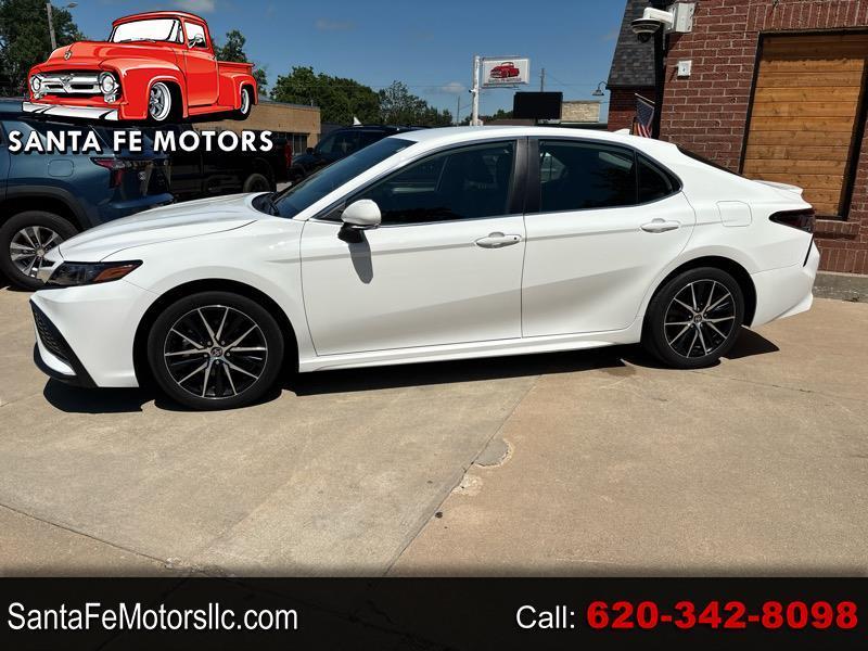 Toyota Camry SE Nightshade Edition 2024