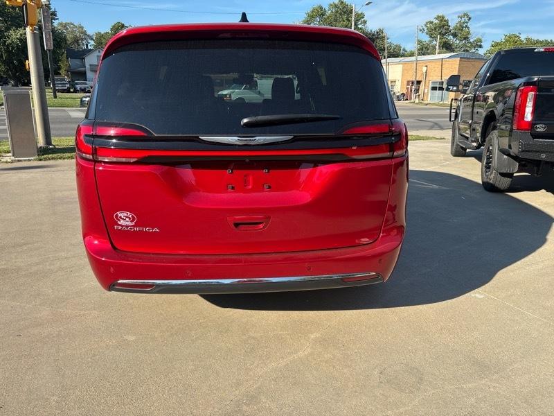 Chrysler Pacifica Select 2025