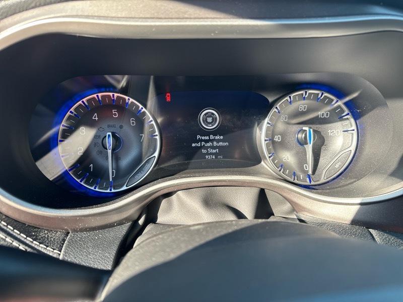 Chrysler Pacifica Select 2025
