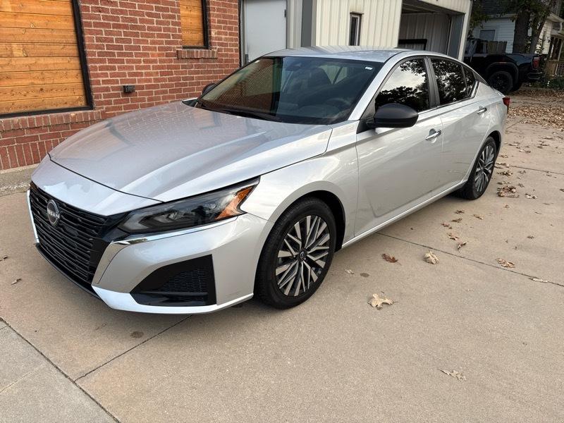 Nissan Altima 2.5 SV 2025