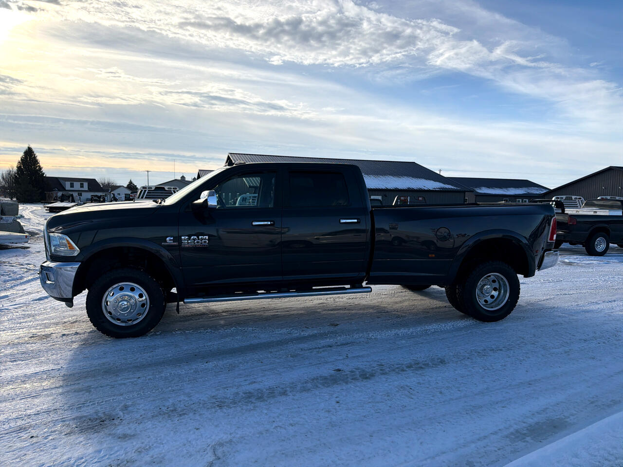 RAM 3500 Laramie Crew Cab LWB 4WD DRW 2017