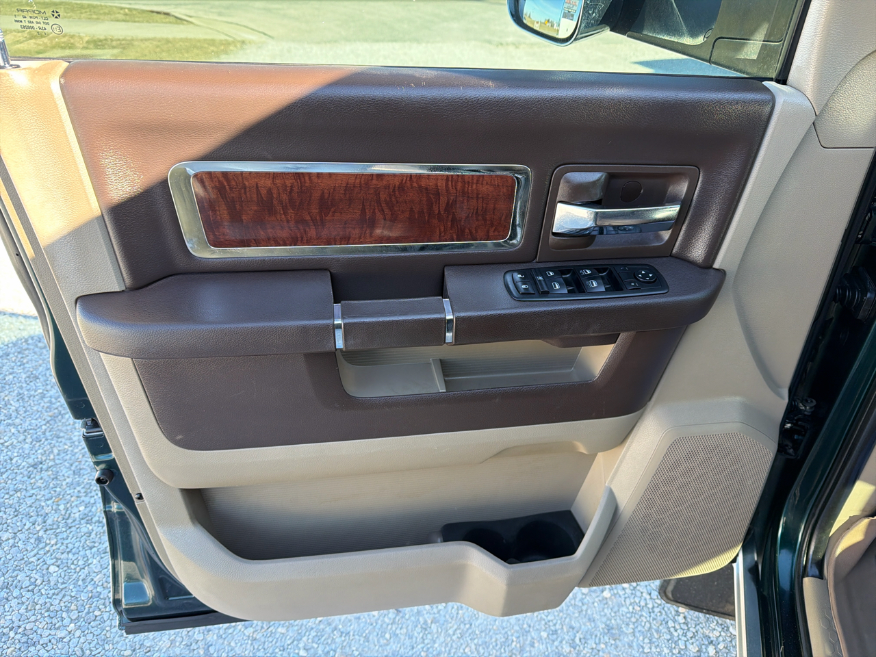 RAM 3500 4WD Crew Cab 169" Laramie 2011