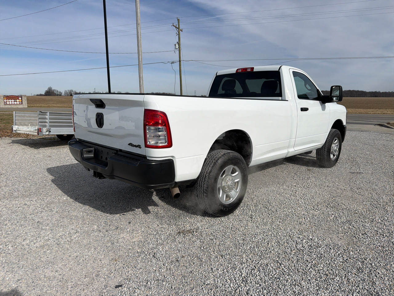 RAM 2500 Tradesman Regular Cab 4WD 2023