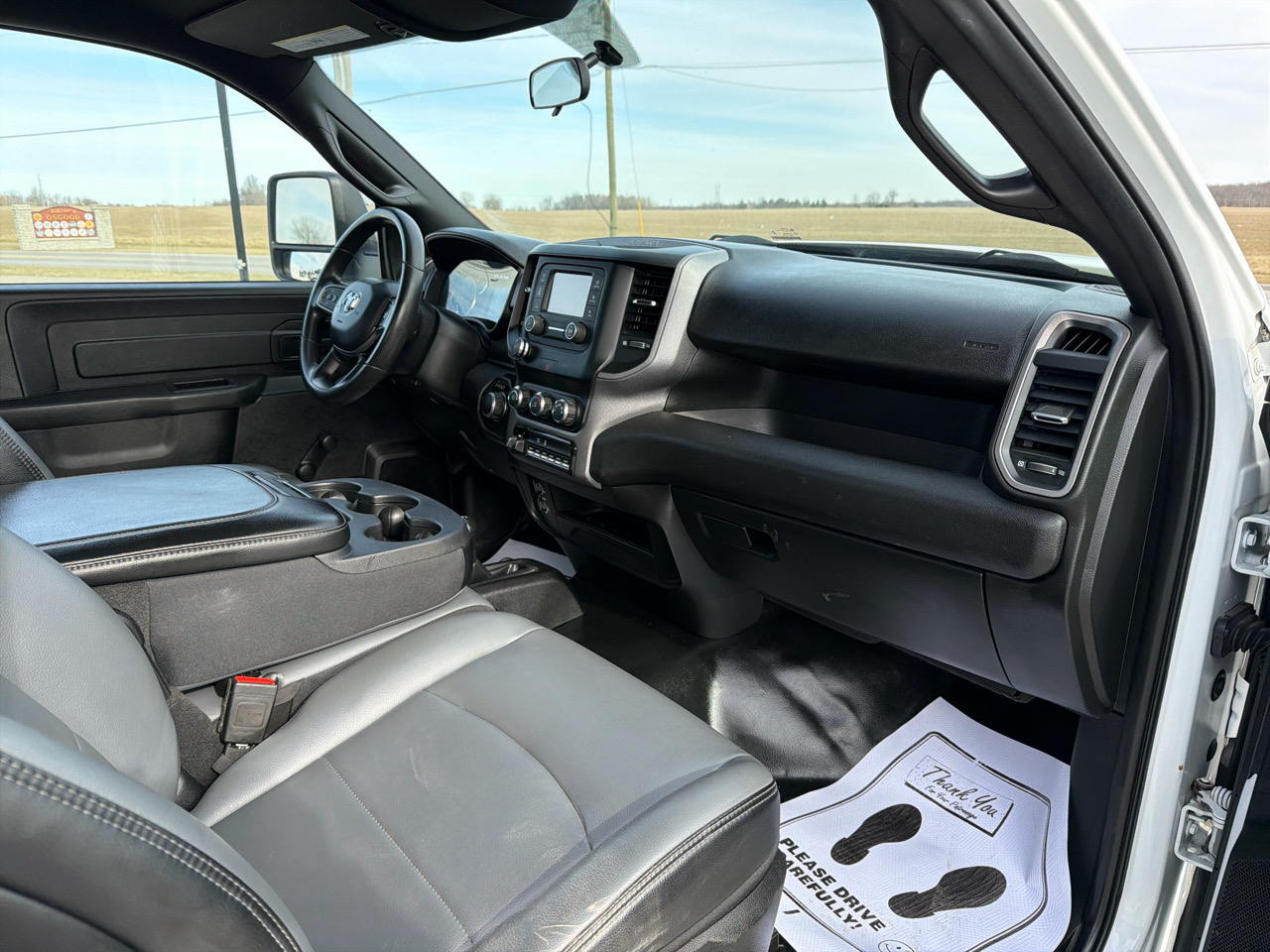 RAM 2500 Tradesman Regular Cab 4WD 2023