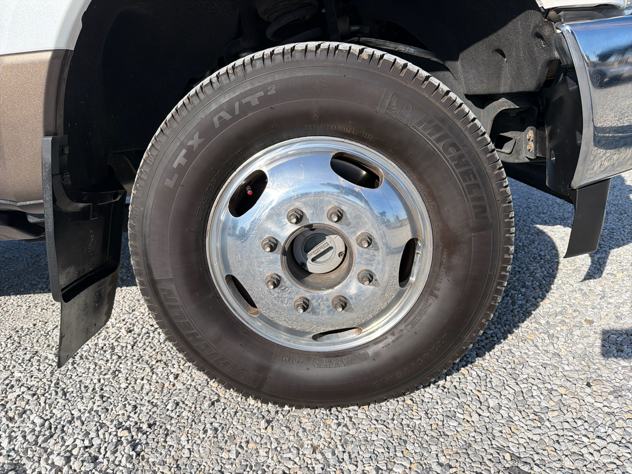 Ford F-350 SD King Ranch Crew Cab Long Bed DRW 4WD 2017