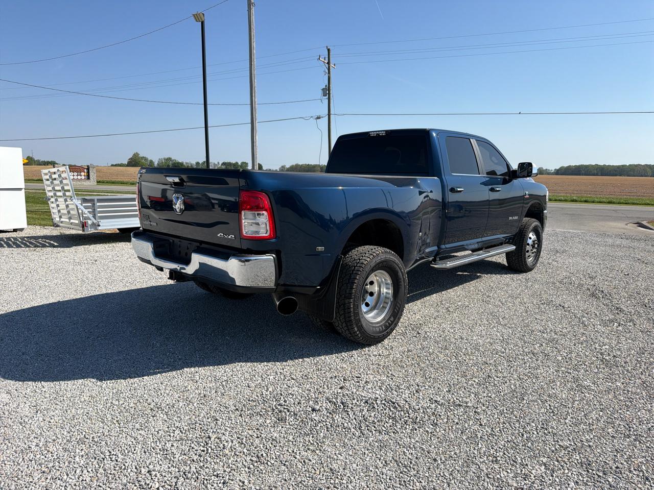 RAM 3500 Lone Star 4x4 Crew Cab 8' Box 2021