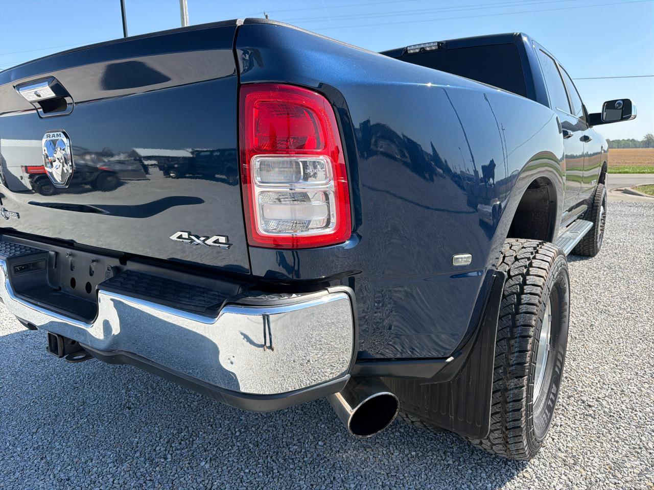 RAM 3500 Lone Star 4x4 Crew Cab 8' Box 2021