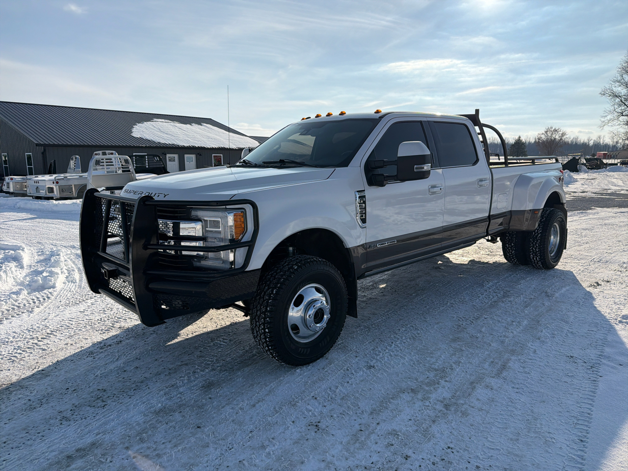 Ford F-350 SD King Ranch Crew Cab Long Bed DRW 4WD 2017