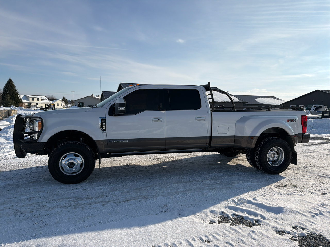 Ford F-350 SD King Ranch Crew Cab Long Bed DRW 4WD 2017