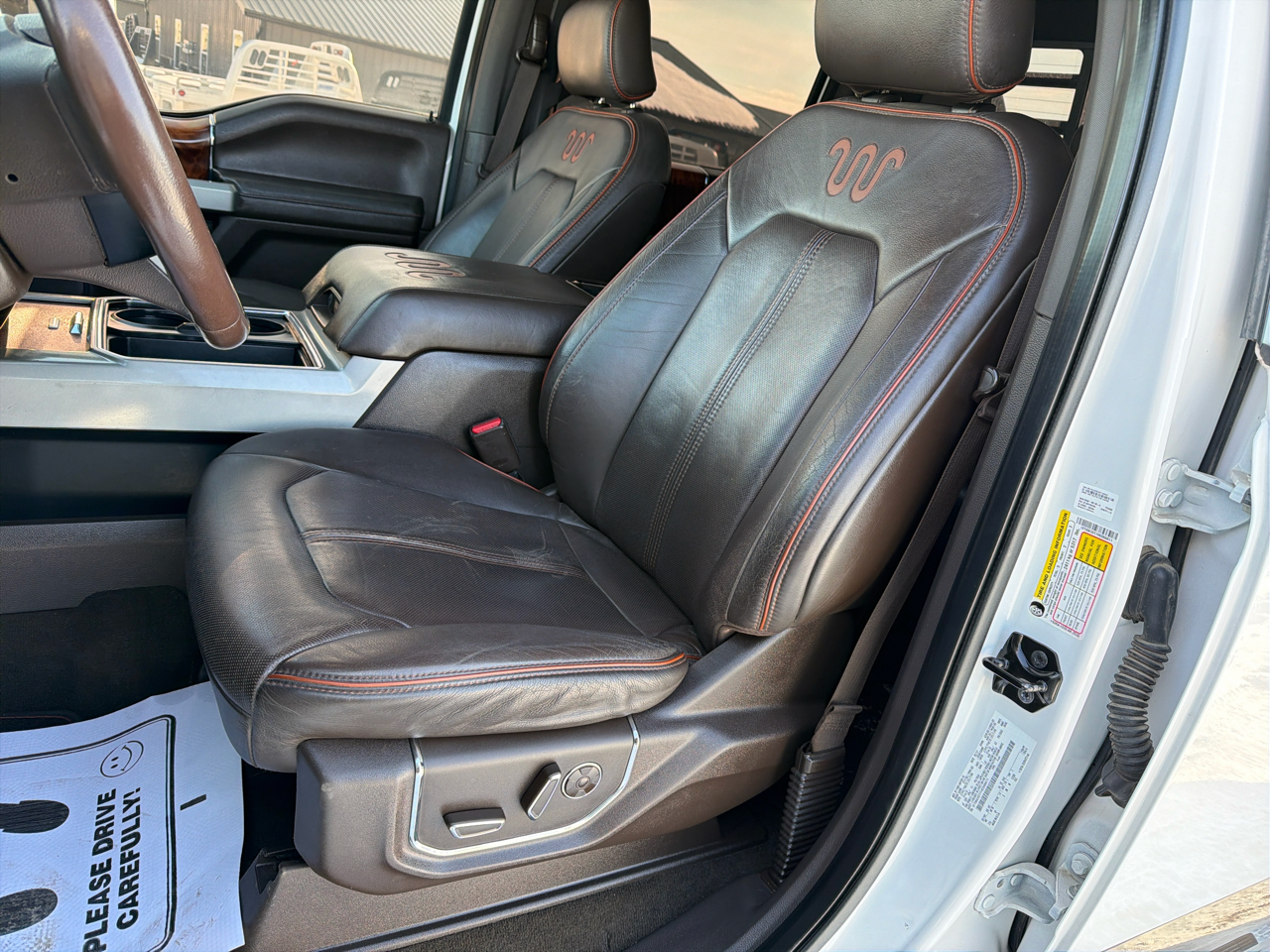 Ford F-350 SD King Ranch Crew Cab Long Bed DRW 4WD 2017