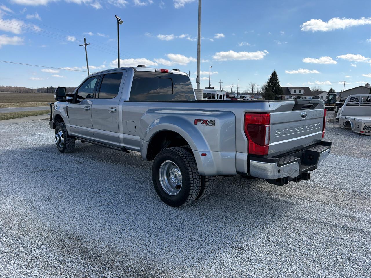 Ford F-350 SD Lariat Crew Cab 4WD DRW 2021