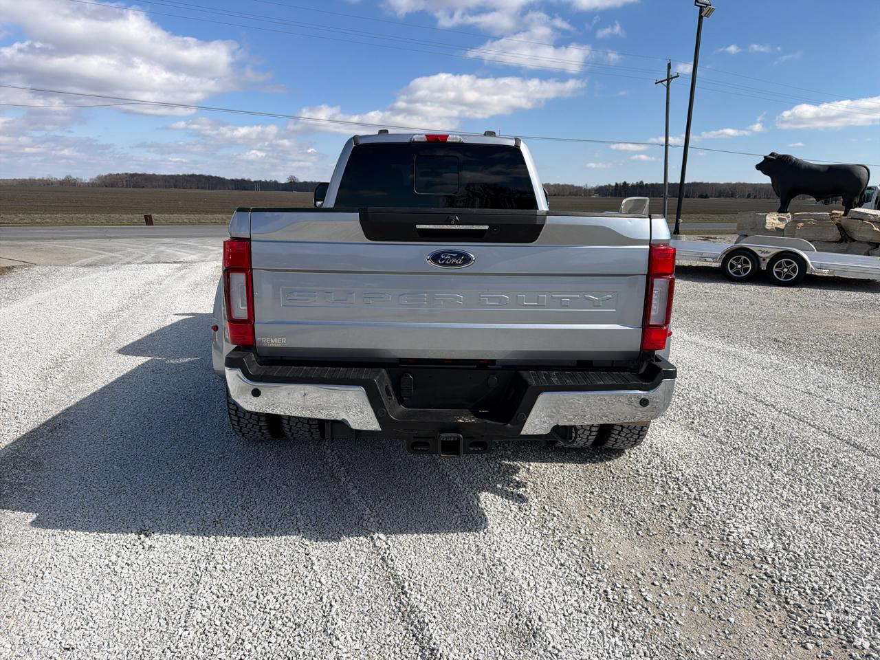 Ford F-350 SD Lariat Crew Cab 4WD DRW 2021