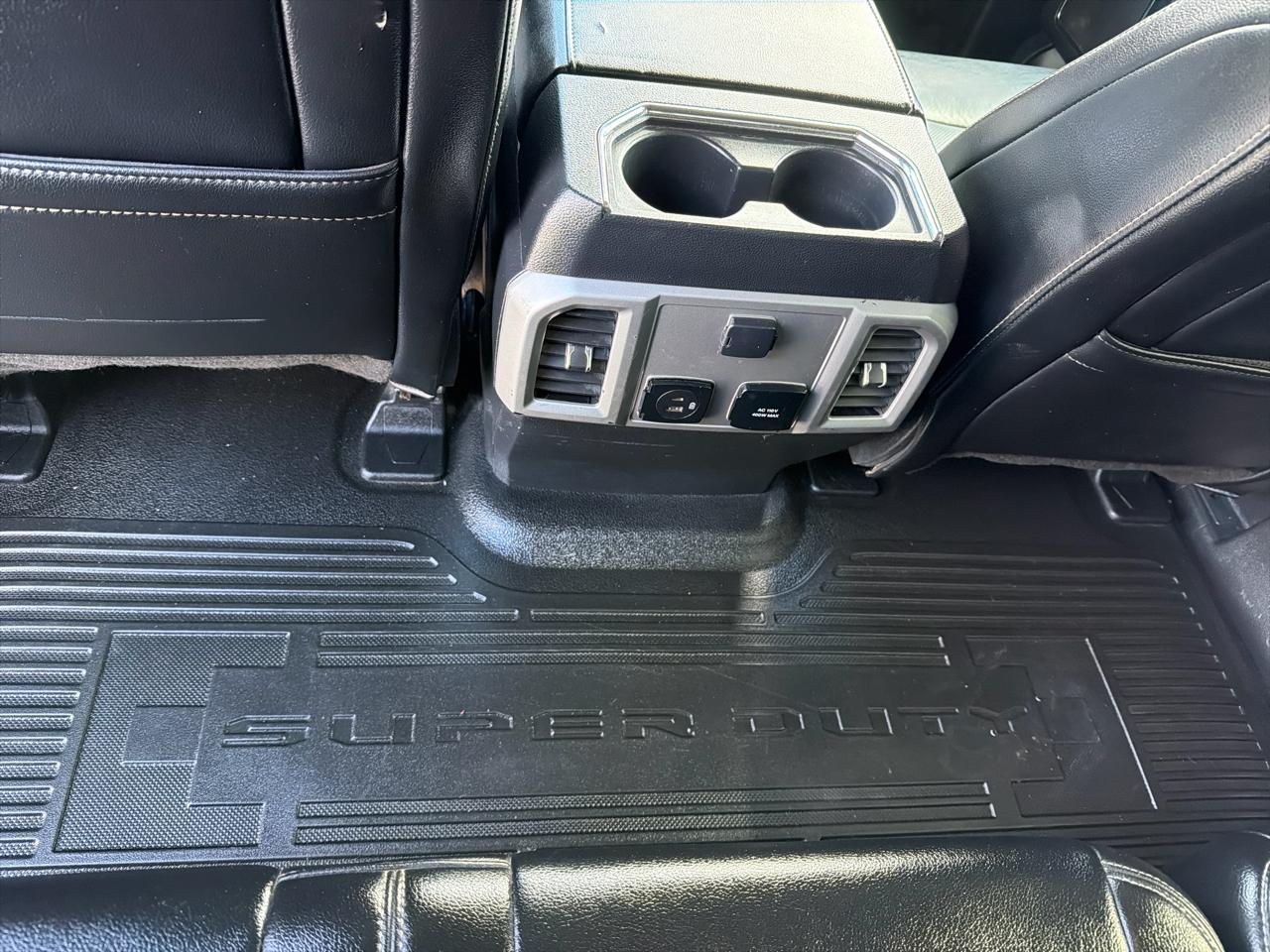 Ford F-350 SD Lariat Crew Cab 4WD DRW 2021