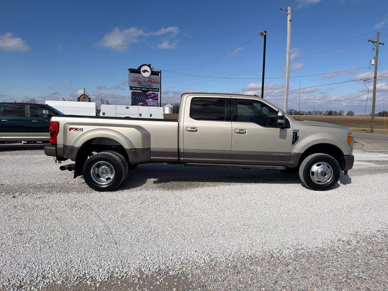 Ford F-350 SD King Ranch Crew Cab Long Bed DRW 4WD 2018
