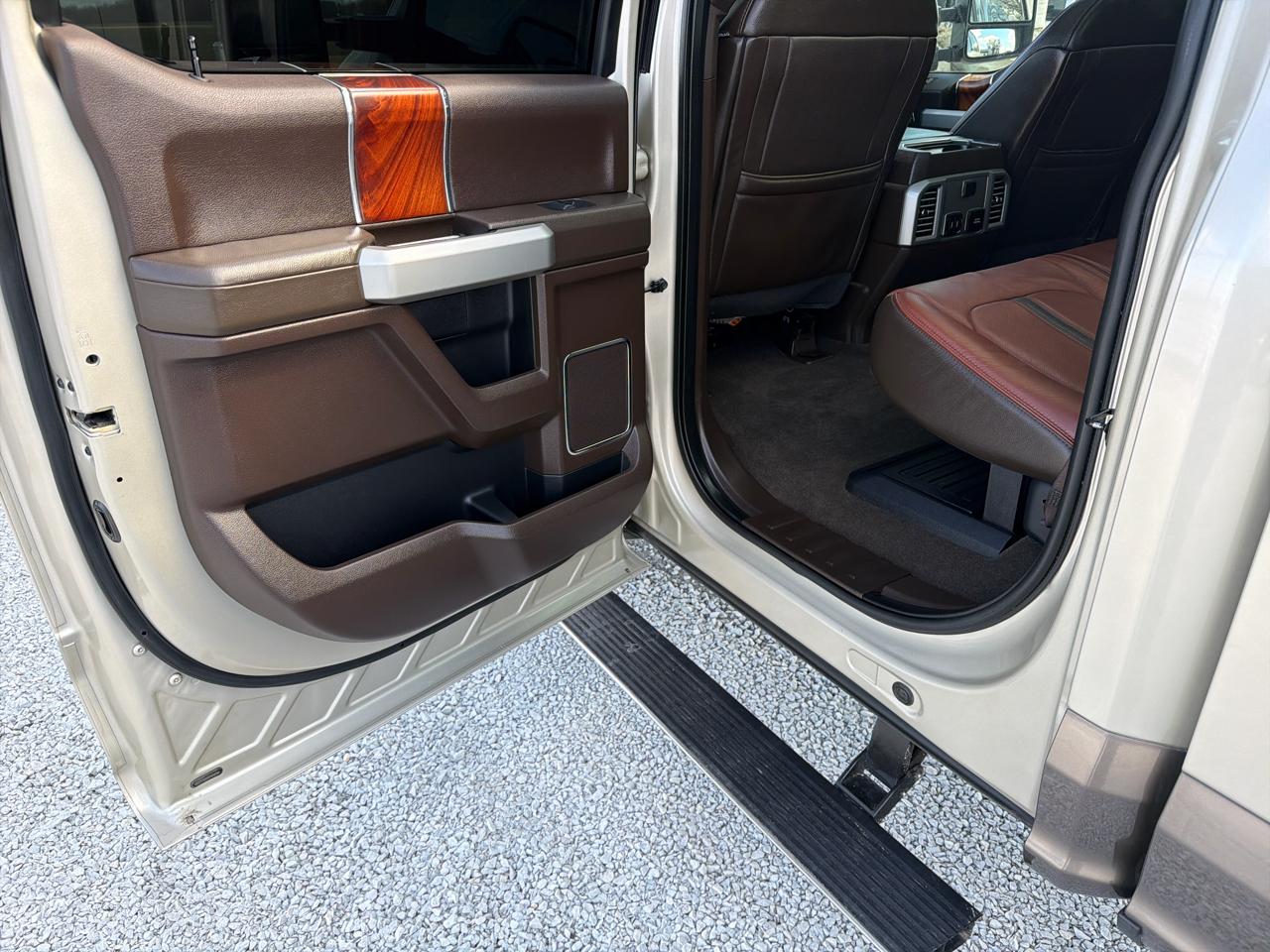 Ford F-350 SD King Ranch Crew Cab Long Bed DRW 4WD 2018