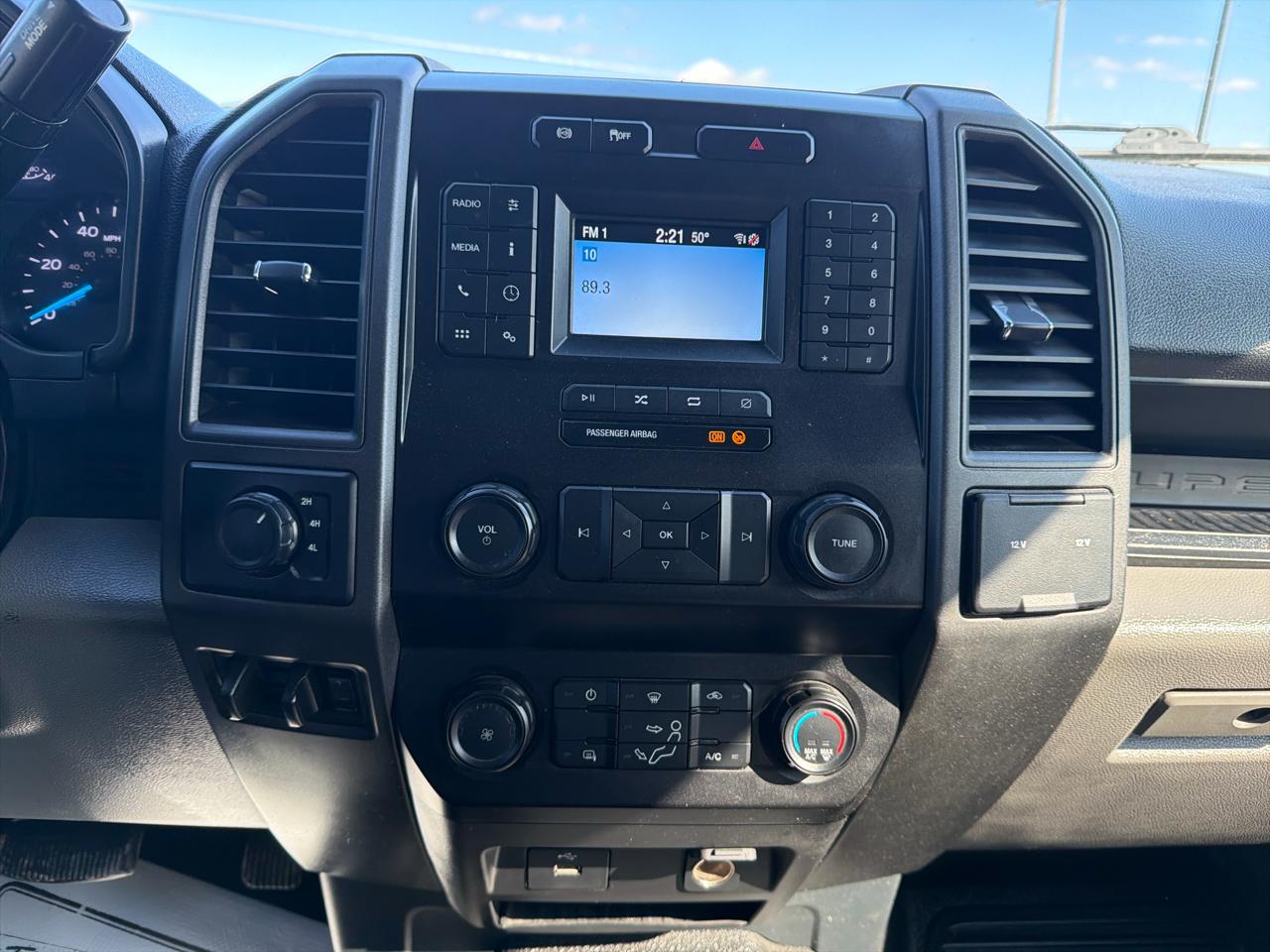 Ford F-550 Crew Cab DRW 4WD 2022